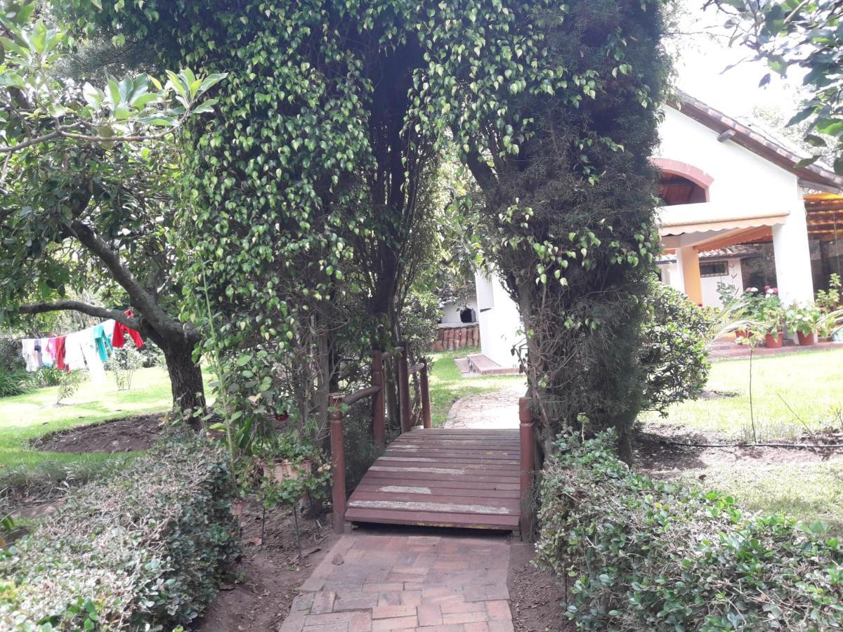 Quinta La Gardenia Hotell Puembo Exteriör bild